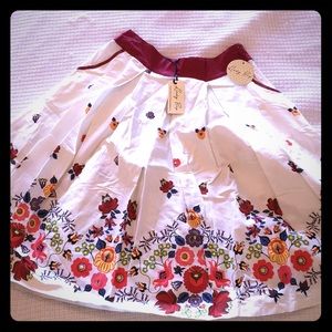 Lindy bop Daniella skirt. Never worn.